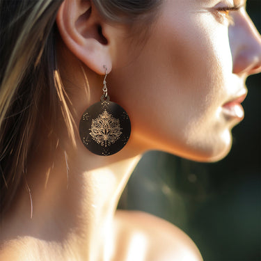 Drewniane kolczyki HOORAY Black Lotos